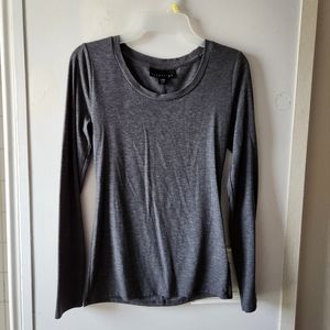 Long sleeve basic top